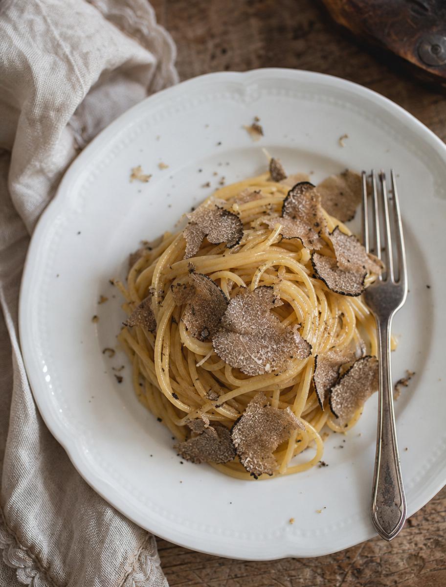 Spaghettini mit schwarzem Trüffel